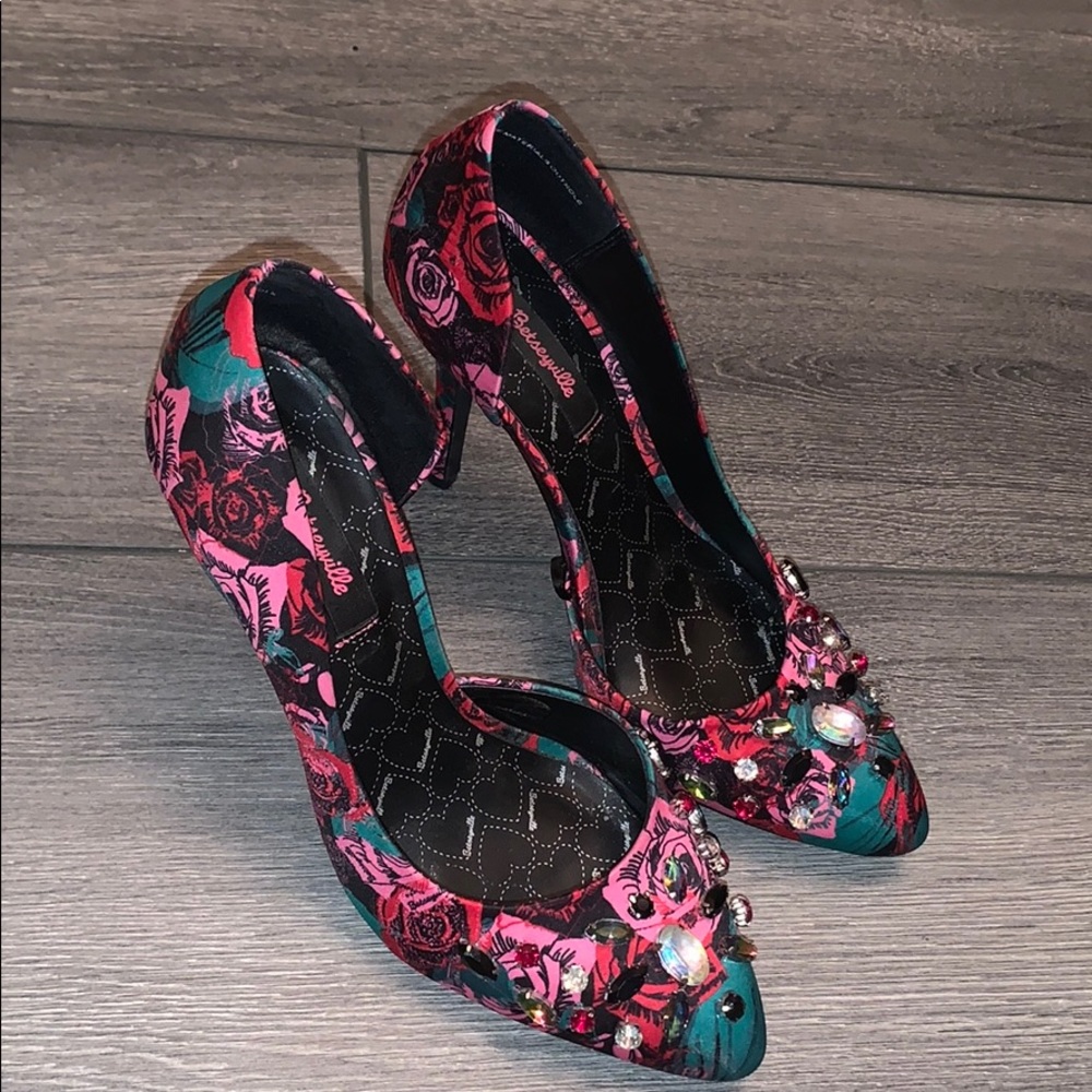 Betseyville heels tattoo Rose with gems size 9